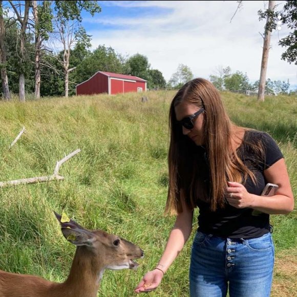 Meet your Posher, Jenny - Picture 1 of 1